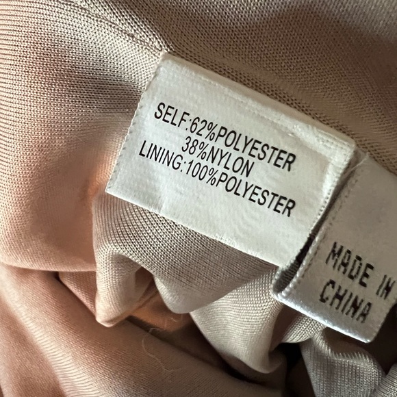 KAY UNGER RED FLORAL LACE ILLUSION RUCHED COCKTAIL DRESS - Picture 7 of 13